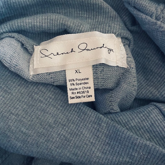 New Lightweight Sweater - Picture 3 of 3